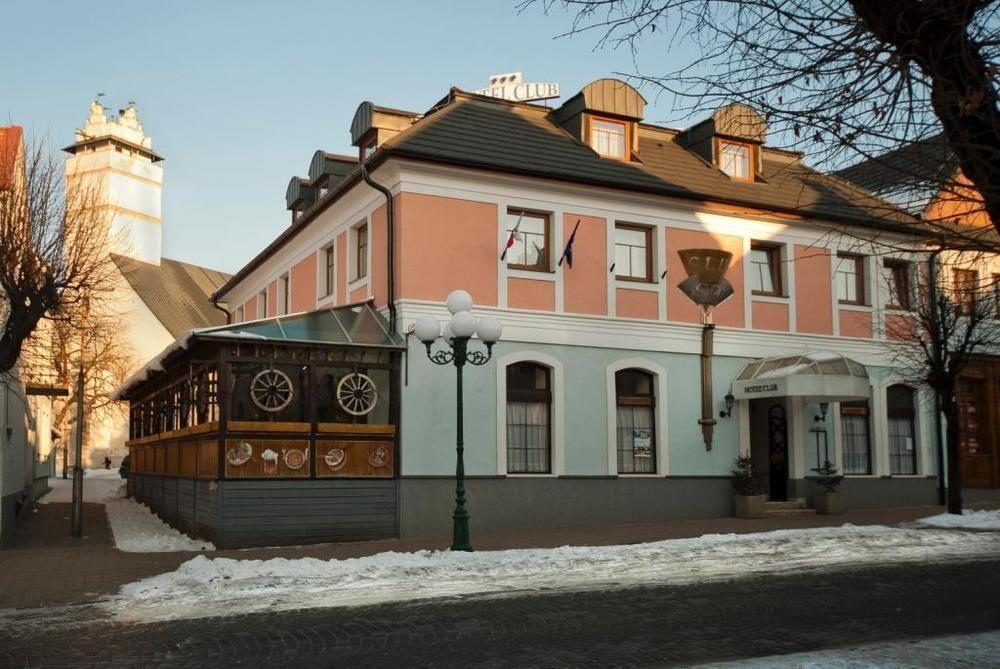 Hotel Club Kežmarok Esterno foto